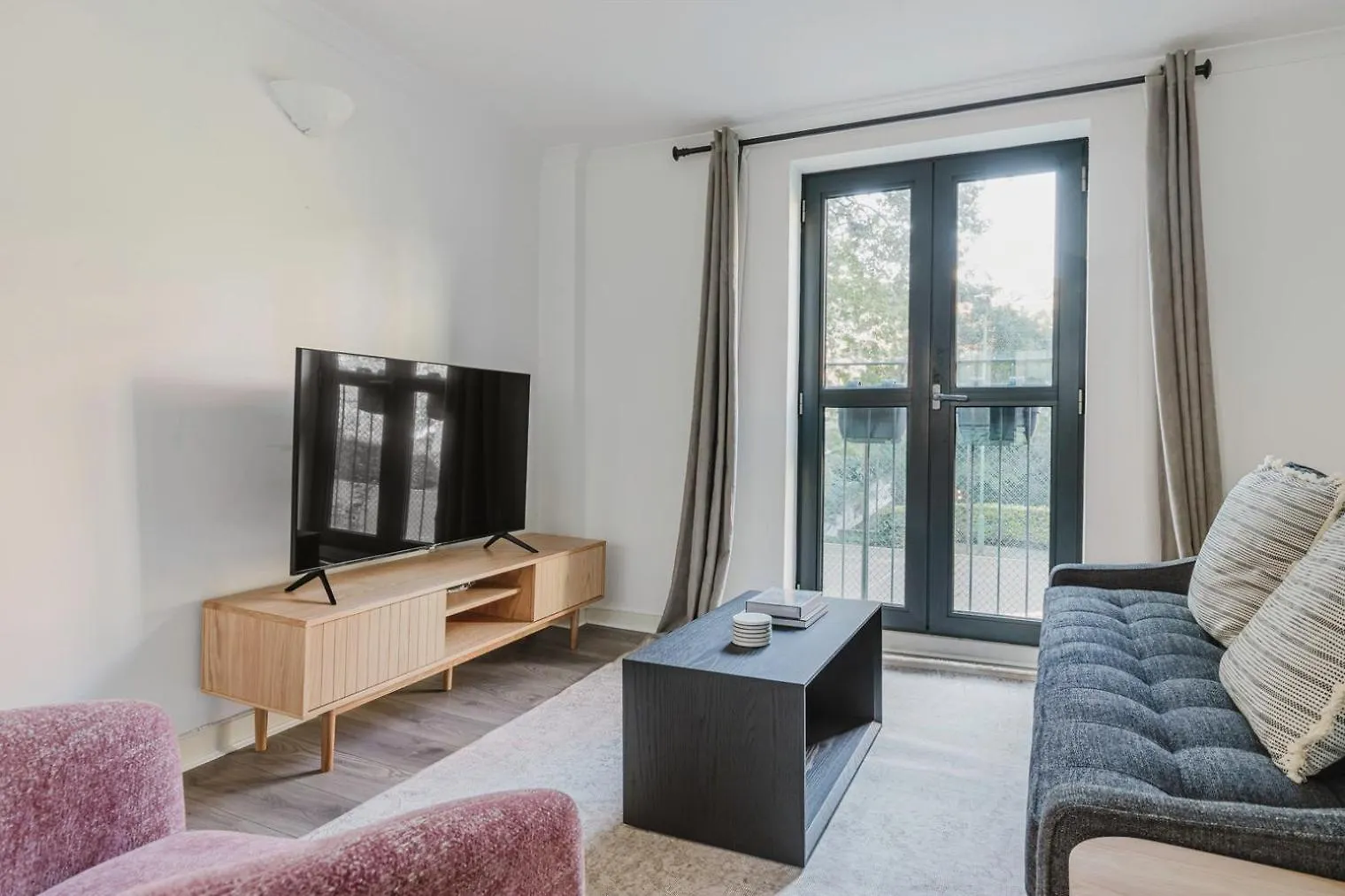 Blueground City Of London Furniture Included Lon-578 0*,  Reino Unido
